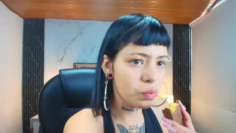 Aurora Diaz online show from May 25, 2026, 11:49 am
