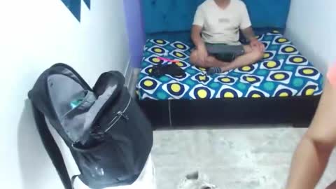 Snapshot of auroragonzalescm101 chatting on October 23, 2025, 11:09 am Eimmy and Thomas online show from October 23, 2025, 11:09 am