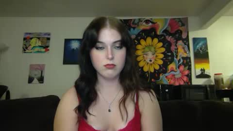 auroralightz1 online show from September 22, 2025, 4:14 am