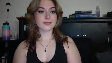 Snapshot of auroralightz1 chatting on May 21, 2026, 6:59 pm auroralightz1 online show from May 21, 2026, 6:59 pm