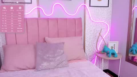 Mariana  online show from May 15, 2026, 11:56 pm