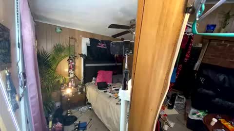 Snapshot of auroranightsxxx chatting on April 13, 2026, 3:45 am Destiny Nicole online show from April 13, 2026, 3:45 am