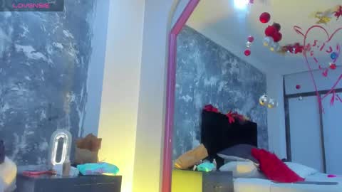 Aurora Rojas online show from January 8, 2025, 7:24 am