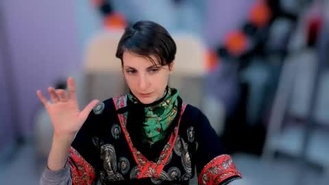 Aurora online show from October 23, 2025, 10:25 am