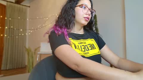 Aurora online show from December 31, 2024, 1:57 am