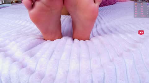 Snapshot of aurorasim chatting on February 8, 2025, 1:01 pm Aurora online show from February 8, 2025, 1:01 pm