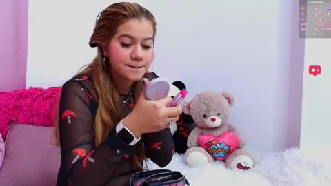 Snapshot of aurorasim chatting on March 6, 2025, 1:24 pm Aurora online show from March 6, 2025, 1:24 pm