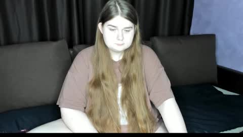 Snapshot of aushpana chatting on November 13, 2025, 10:14 am aushpana online show from November 13, 2025, 10:14 am