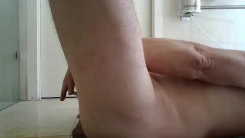 aussie_dad123 online show from January 27, 2025, 1:26 am