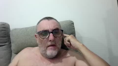 Snapshot of aussie_ozzie chatting on July 14, 2026, 9:14 am aussie_ozzie online show from July 14, 2026, 9:14 am