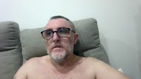 Snapshot of aussie_ozzie chatting on July 22, 2026, 8:28 am aussie_ozzie online show from July 22, 2026, 8:28 am