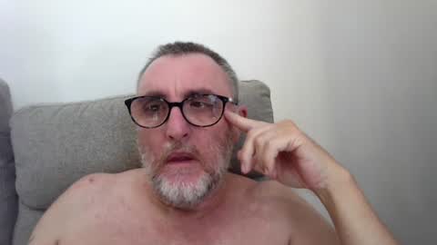 Snapshot of aussie_ozzie chatting on July 28, 2026, 2:07 am aussie_ozzie online show from July 28, 2026, 2:07 am