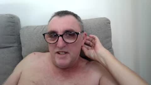 Snapshot of aussie_ozzie chatting on July 29, 2026, 3:48 am aussie_ozzie online show from July 29, 2026, 3:48 am