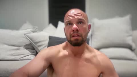 aussieboycal online show from May 23, 2026, 11:36 am