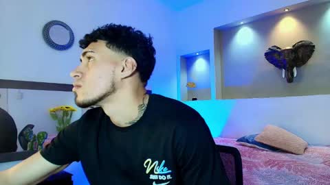 AUSTIN  online show from December 18, 2024, 3:04 am