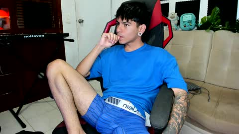 Austin online show from April 7, 2026, 8:09 pm