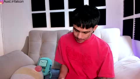 Austin online show from April 18, 2026, 1:04 pm