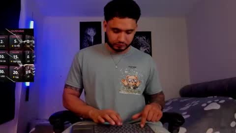 AustinTorres  online show from February 2, 2026, 1:04 am