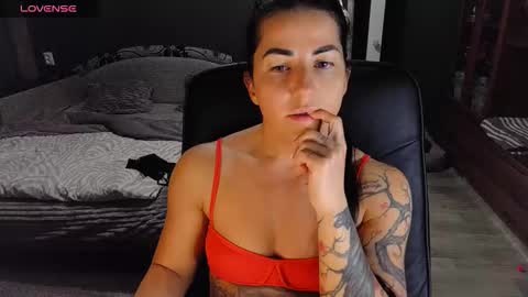 Ava online show from December 15, 2025, 2:54 pm