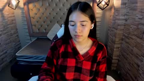 Snapshot of ava_broown chatting on December 3, 2024, 3:20 am online show from December 3, 2024, 3:20 am