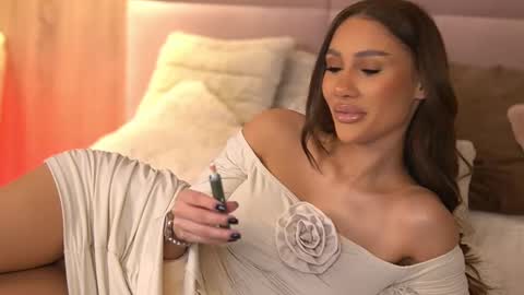 Ava online show from March 5, 2025, 11:49 pm