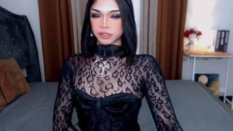 Snapshot of ava_lux chatting on December 17, 2024, 3:39 pm Ava online show from December 17, 2024, 3:39 pm