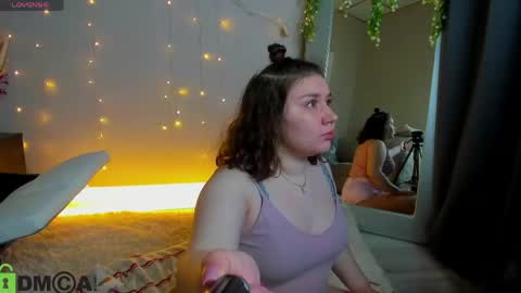 ava_sterling online show from May 4, 2026, 1:01 am
