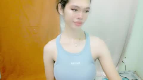 avacadaxcx online show from September 22, 2025, 4:20 pm