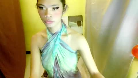 avacadaxcx online show from November 1, 2025, 9:28 pm