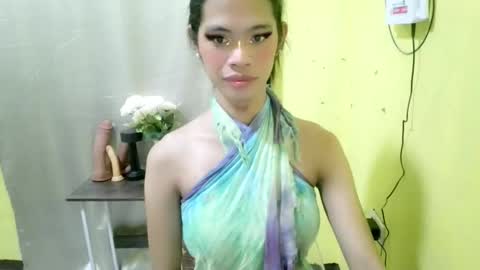 avacadaxcx online show from November 11, 2025, 10:21 pm