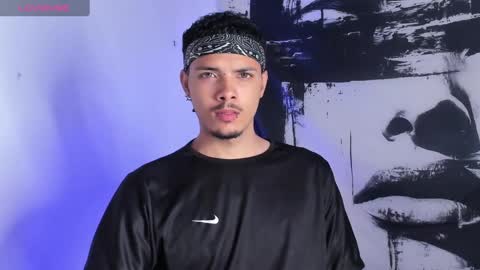 Snapshot of avaggi chatting on September 22, 2025, 10:23 pm Avaggi online show from September 22, 2025, 10:23 pm