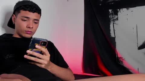 Snapshot of avaggi chatting on October 14, 2025, 9:59 pm Avaggi online show from October 14, 2025, 9:59 pm