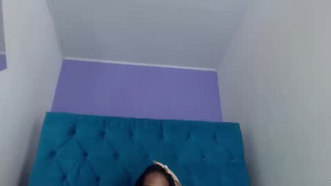 avalericherrycm101 online show from October 9, 2025, 8:18 pm