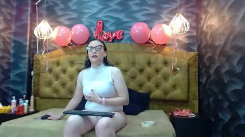 avanahomi online show from September 10, 2025, 10:59 am