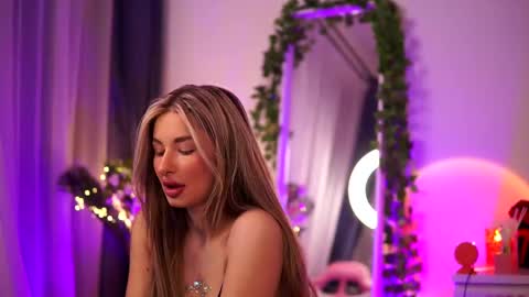 Carina online show from February 14, 2025, 12:41 am