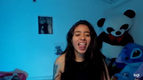 Snapshot of ave_fenix69 chatting on February 3, 2025, 2:25 am Valery -- online show from February 3, 2025, 2:25 am