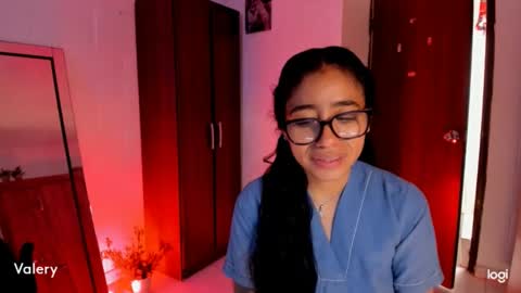 Snapshot of ave_fenix69 chatting on October 28, 2025, 7:16 pm Valery -- online show from October 28, 2025, 7:16 pm