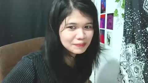 Snapshot of ave_tt chatting on May 17, 2026, 4:14 pm ave_tt online show from May 17, 2026, 4:14 pm