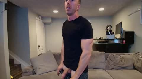 Snapshot of averageandsum chatting on October 16, 2025, 12:00 am averageandsum online show from October 16, 2025, 12:00 am