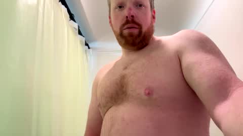 Snapshot of averagedan90 chatting on February 16, 2026, 12:18 am Dan online show from February 16, 2026, 12:18 am