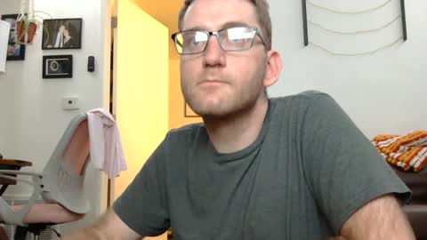 averagepenisalex online show from September 24, 2025, 5:22 am