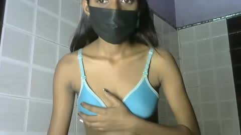 Snapshot of avery_lust01 chatting on May 16, 2026, 6:32 am avery_lust01 online show from May 16, 2026, 6:32 am