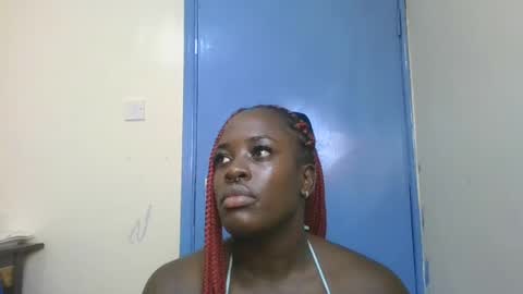 Snapshot of avian_babe1 chatting on June 18, 2026, 9:14 am avian_babe1 online show from June 18, 2026, 9:14 am