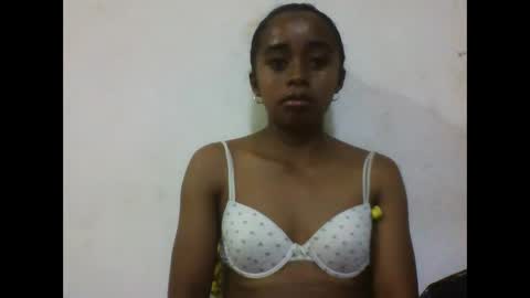 avontsoaldy online show from October 17, 2025, 5:43 am