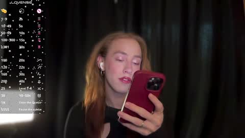 avril_pearly_ online show from March 31, 2026, 10:59 am