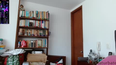 Snapshot of avrilthompson_ chatting on February 5, 2025, 9:50 pm Avril Thompson online show from February 5, 2025, 9:50 pm