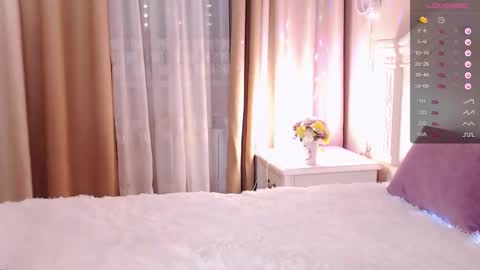 Avrora Inst online show from December 27, 2024, 2:04 am