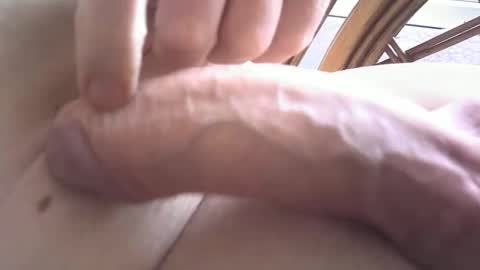 avus1963 online show from September 19, 2025, 2:40 pm