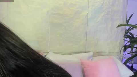 Snapshot of avymilton chatting on October 27, 2025, 11:36 am Avy online show from October 27, 2025, 11:36 am