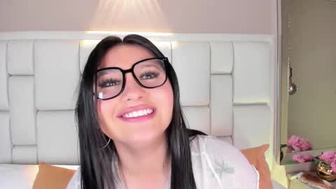 Snapshot of avymilton chatting on January 10, 2026, 11:34 am Avy online show from January 10, 2026, 11:34 am